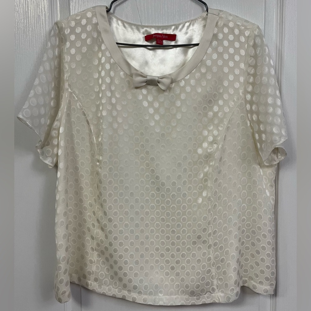 Elegant Cream Short Sleeve Top with Bow Detail Sheer Sleeves, Size 18